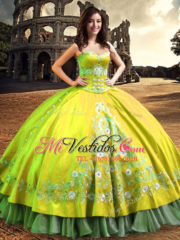 Un hombro vestido sin mangas de quinceañera piso de longitud de encaje y  bordado verde amarillo satinado - €