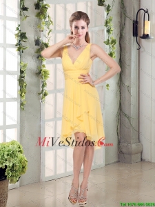 Cuello V con Encanto amarillo vestido de dama mini longitud para la primavera