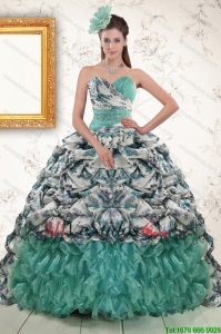 2015 Exquisito turquesa barrido tren vestidos de quinceañera con rebordear y Picks Ups