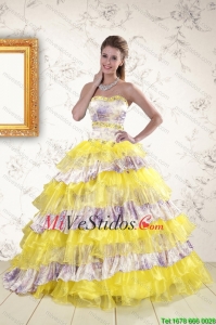 2015 Impreso y Ruffles multicolor de vestidos de quinceañera
