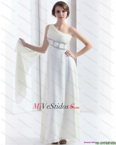 2015 Nuevo estilo de un hombro blanco vestido de fiesta con Watteau tren y rebordear