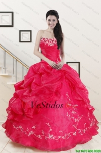 2015 Modest Sweetheart bordado vestido de quincea?era en rosa fuerte