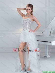 2015 balón vestido de novia blancos vestidos de baile con las colmenas y rebordear