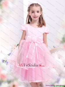 Unico lazo y Apliques 2015 pequeños vestidos de niña en rosa rosa