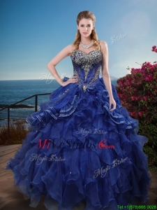 Clásico vestido de strass y las colmenas del dulce 16 en azul real