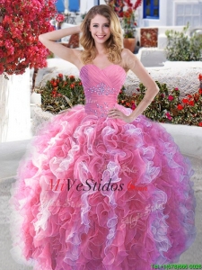 Rosa rosa popular y blanco vestido de quinceañera con rebordear y Volantes