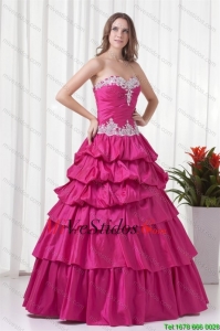 Una línea de novia rosado brillante tafetán Apliques largo vestido de quinceañera