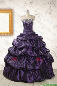2015 Moderno novio púrpura Vestidos de quinceañera con apliques
