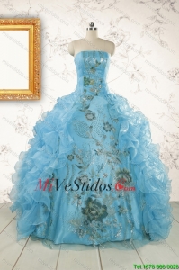 2015 nuevo estilo de las colmenas del bordado sin tirantes de vestidos de quinceañera en Azul Claro