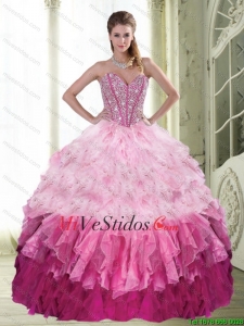 Popular balón vestido de novia que rebordea y capas rizadas multicolor vestido de quinceañera para 2015