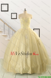 Últimas Apliques vestido de Quinceañera en amarillo claro para 2015