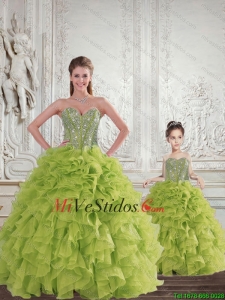 Nuevo estilo rebordear y Volantes Macthing hermanas vestidos en verde amarillo de 2015