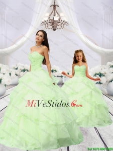 Más populares rebordear y acanalar luz verde Macthing vestido Hermana de 2015
