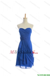 Personalizar Hecho a mano Flores y acanalaba cortos vestidos de baile en azul real