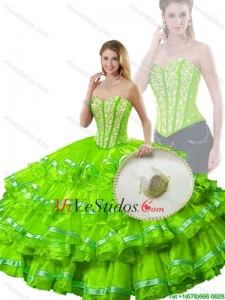 Venta caliente Primavera verde desmontable Sweet 16 Vestidos con rebordear y capas