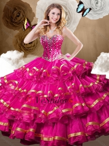 Hermoso vestido de bola Vestidos de quinceañera con rebordear y capas rizadas