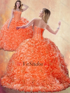 2016 Elegante cepillo tren Orange Vestidos de quinceañera con Volantes Bordoneado y