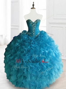 2016 Rebordear clásica y Ruffles Sweetheart Quinceañera vestidos en azul