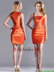 Precioso columna cuadrada cremallera lateral corto vestido de dama de rojo anaranjado