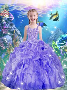 los vestidos de bola púrpuras que rebordean y ruffles los vestidos del desfile de la niña atan para arriba la longitud sin mangas del piso del organza