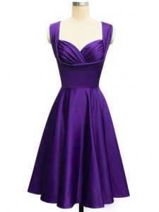 Vestido de dama de honor con cordones sin mangas de color púrpura a medida diseñado a medida