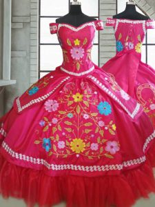 rebordear y bordar los vestidos de quinceañera de encaje rosa con mangas cortas hasta el suelo