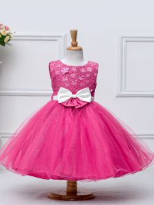 vestido de niña de manga corta sin mangas con escote en la rodilla y tul bowknot de tul rosa