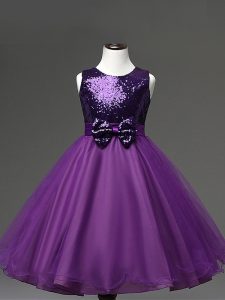 Maravillosas lentejuelas y bowknot niñas vestido del desfile al por mayor cremallera púrpura sin mangas té longitud