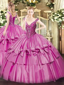 Deslumbrante organza y tafetán con cuello en v sin mangas con cordones y capas rizadas 15 vestidos de quinceañera en color lila