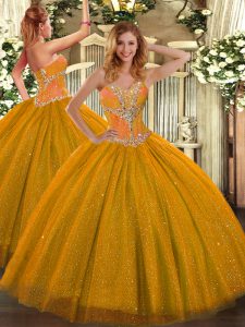 vestidos de bola de oro sweetheart sin mangas de tul piso de longitud de encaje rebordear vestido de quinceañera