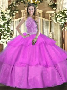 El mejor vestido lila dulce de 16 bolas militares y dulce de 16 años y quinceañera con capas con volantes y volantes de cuello alto sin mangas con cordones