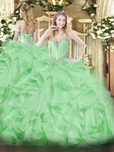 vestido de novia de color verde manzana con cordones y volantes vestido de quince años sin mangas