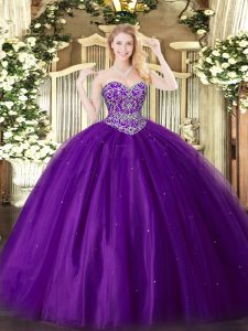Vestido de tul de novia de moda con cordones sin mangas hasta rebordear vestidos de bola de membrillo en púrpura