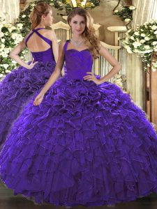 Elegantes vestidos de fiesta de quince años de color lila con volantes sin mangas de organza