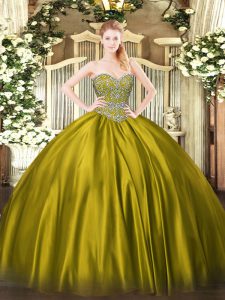 Fabuloso vestido sin mangas de color verde oliva sin mangas con cordones de los vestidos de quinceañera