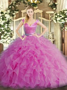Increíble lila vestidos de bola organza con cuello en v sin mangas volantes longitud del piso con cremallera vestido 15 cumpleaños