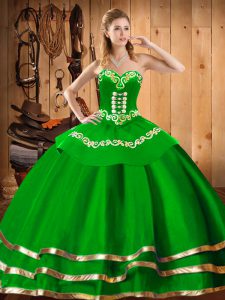 Espectacular bordado dulce 16 vestido de quinceañera verde con cordones hasta el suelo sin mangas