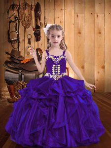 Atractivos vestidos de bola púrpuras correas sin mangas hasta el suelo de organza con cordones bordados y volantes para niños vestido de desfile