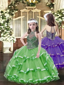 Vestidos del desfile de chicas de clase alta hasta el suelo vestidos de verde para fiesta y quinceañera con capas y volantes