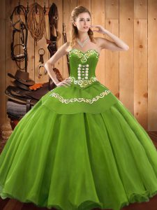 Dulce verde escote bordado dulce 16 vestido de quinceañera sin mangas con cordones