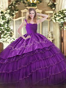 Berenjena púrpura correas escote bordado y volantes capas dulce 16 vestido sin mangas con cremallera