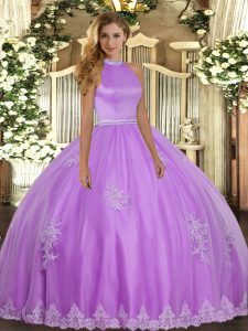 Elegante lila sin espalda halter top abalorios y apliques vestido de fiesta vestido de tul sin mangas