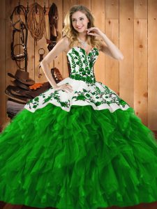 Fantástica novia sin mangas dulce 16 vestido de quinceañera hasta el suelo bordado y volantes verde satinado y organza