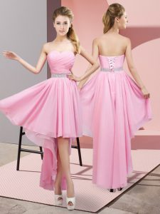Únicos vestidos de corte de quinceañera sin mangas con cordones de una línea de gas sin mangas de color rosa.