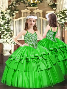 Gloriosos vestidos de bola verde con abalorios y volantes de capas vestidos de desfile de chicas hasta la organza sin mangas hasta el suelo
