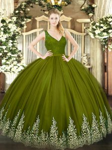 Largo sin mangas verde oliva rebordear con capas y volantes capas quinceañera vestido