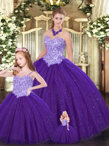 Fantástico piso largo púrpura dulce 16 vestido de quinceañera amor sin mangas con cordones