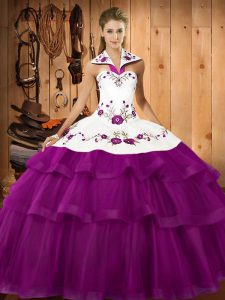 Moderno vestido de organza sin mangas, sin mangas, tren de barrido, bordado y capas con volantes, vestido de quinceañera morado berenjena