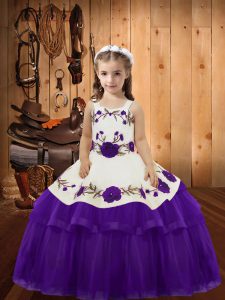 Berenjena correas de color púrpura con cordones bordados y volantes capas vestido de desfile de niña sin mangas