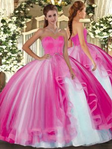 vestido rosa de novia con cordones y vestido de fiesta abalorios sin mangas